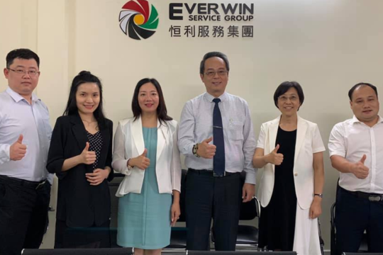 港丰集團組織的考察團之拜訪