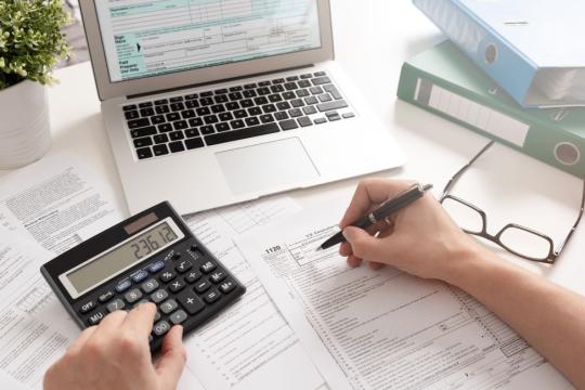 關於計算個人所得稅時的家庭減免規定和自2024年7月1日起社會保險繳費率的變動