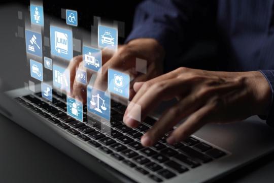 收緊社保延繳與逃繳罰則、2026 年取消牌照稅並強制企業導入VNeID